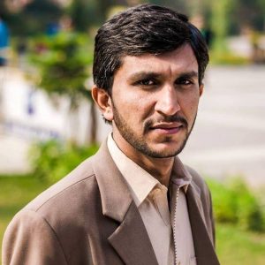 qamar abbas awan